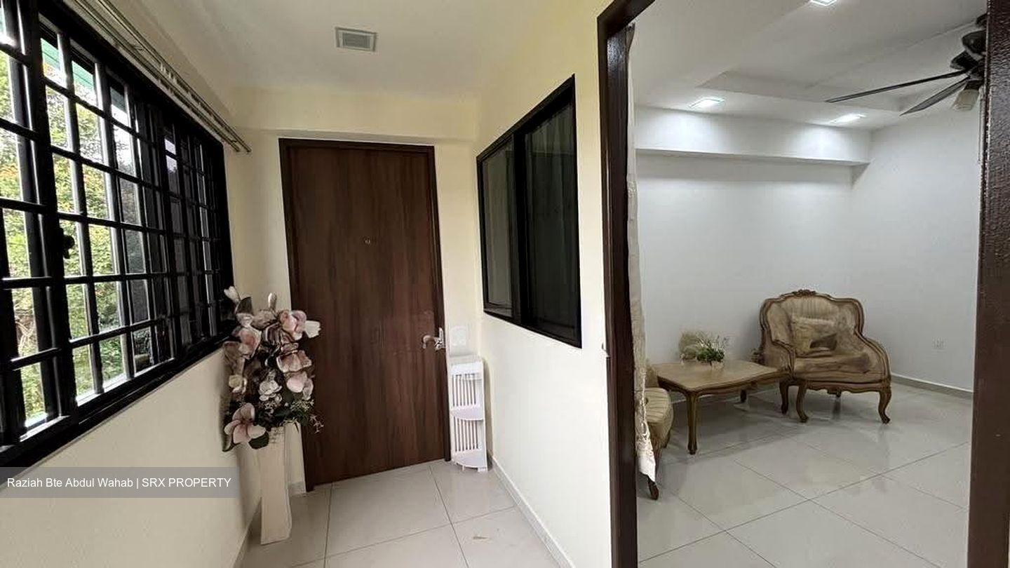 Tampines Street 42 (Tampines), Multi Generation #635529511